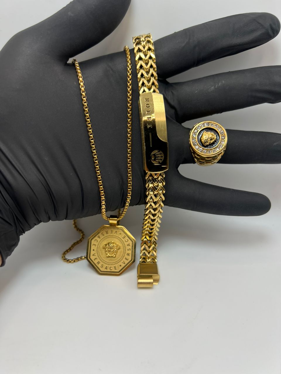 Versace سنسلة براسلي خاتم فيرساتشي. ⭐️⭐️⭐️⭐️⭐️